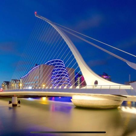 Modern Dublin City Centre Bagian luar foto